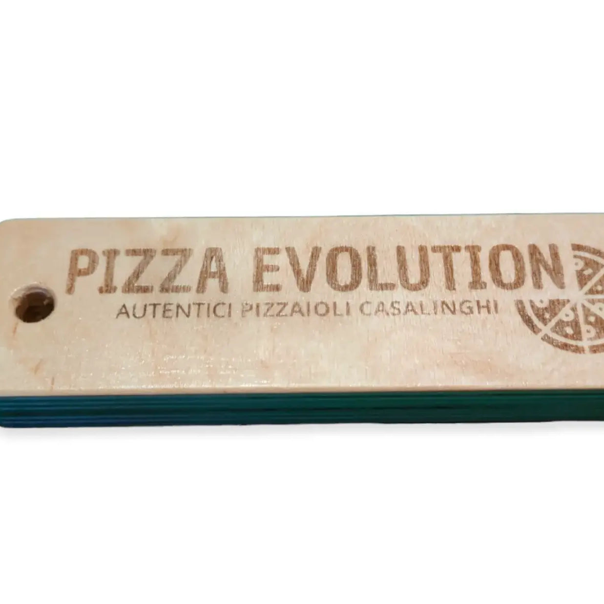 Beispiel einer Lasergravur-Branding für eine Pizzeria am Griff einer Vesuvius-Pizzaschaufel