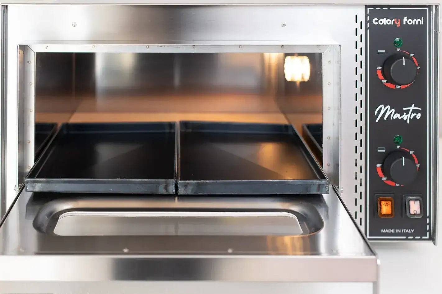 Forno CF62M MASTRO MEK – detalle de la puerta de vidrio templado
