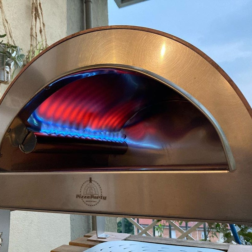 Forno a gas Ardore Pizza Party – dettaglio piano cottura in biscotto refrattario 3cm